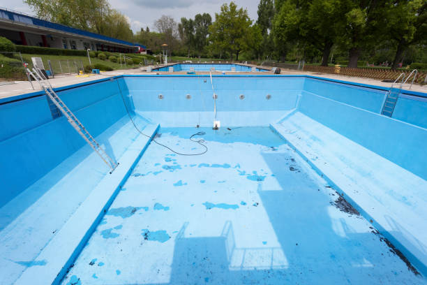 Best Commercial water damage restoration  in Oakville, CT